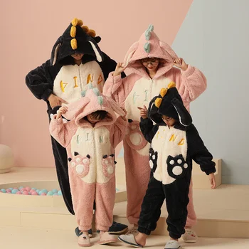 Семейная одежда для родителей и детей Пижамы Пижамы с мультяшным динозавром Зимние утепленные пижамы Толстовки Мягкая теплая Пижамная мода
